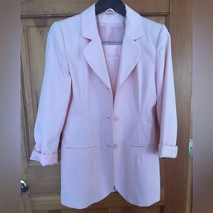 Vintage pink 2 piece suit for your Barbie dreams 🎀✨